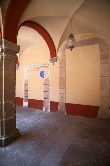 http://www.kosinfo24.mirunadragan.com/files/gimgs/th-11_Felix_3DoorwaysFinal-web.jpg
